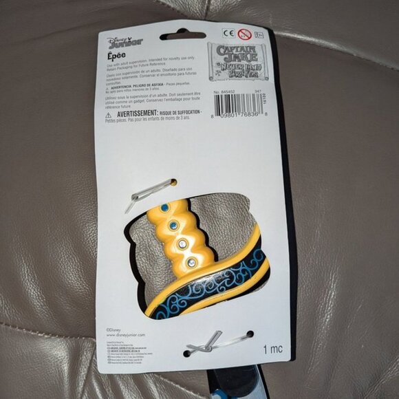 NEW Disney Junior Jake Neverland Pirates Halloween Toy Dress Up Costume Sword - Picture 3 of 3